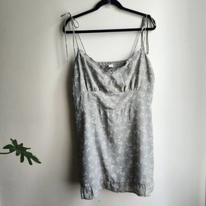 Abercrombie &Fitch sage green floral  dress with pockets! Size XL